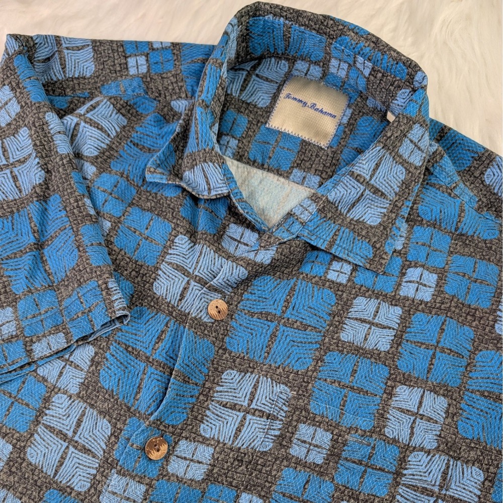 Tommy Bahama Button Down Mens XL Blue Grey Silk Geometric‎ Short Sleeve Shirt